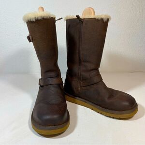 UGG brown boots size 5